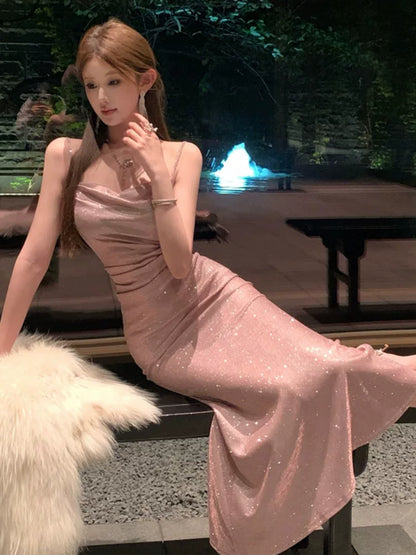 Robe de soirée sirène simple à fines bretelles rose poudré à sequins et longueur ras du sol pour femme – tenues de fête, de vacances, de plage MP188