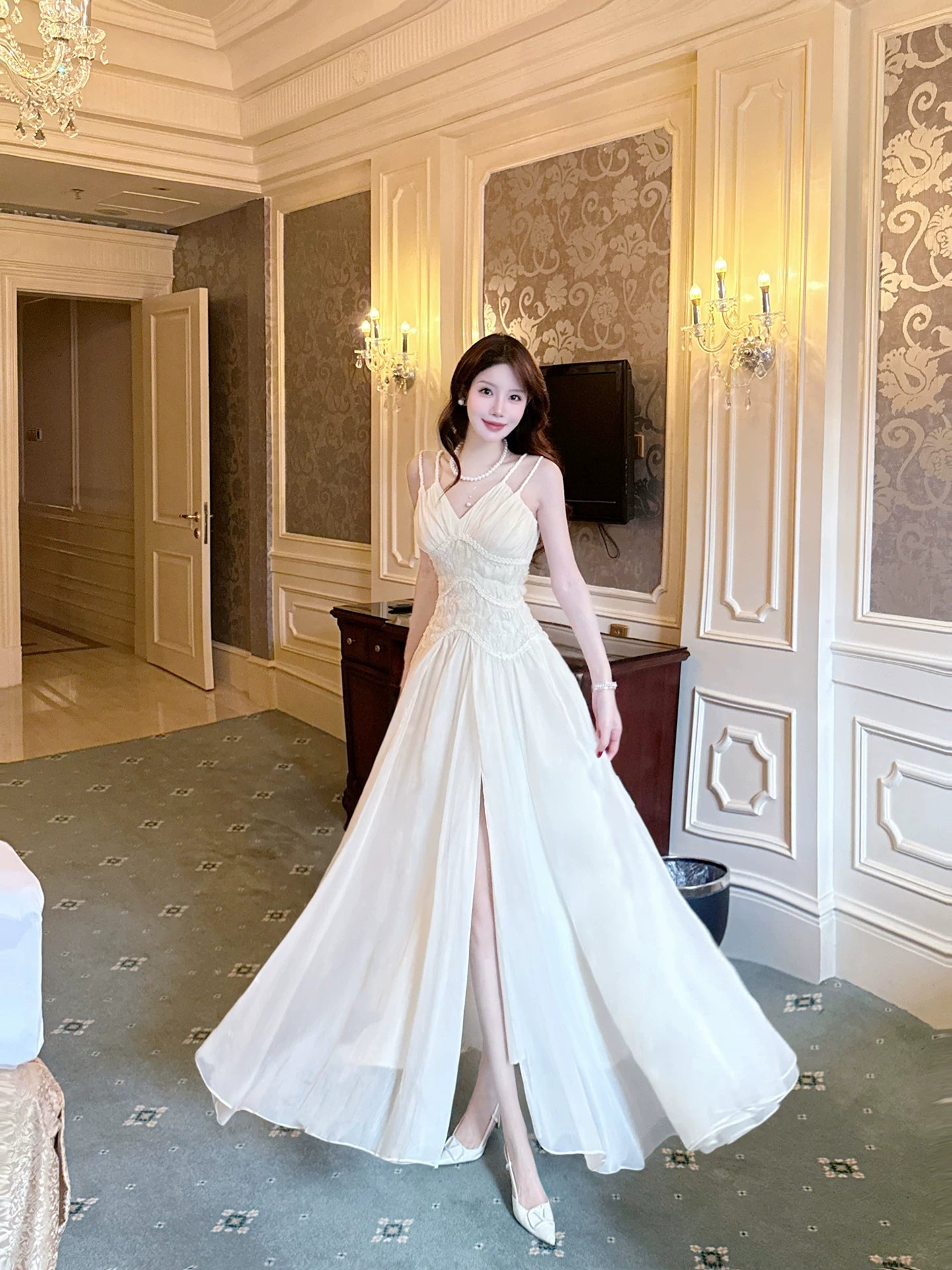 Modest A line French Style Spaghetti Strap Ivory With Lace Ideas For Women 18th Impress Birthday Dress Evening Night Outfit MP140