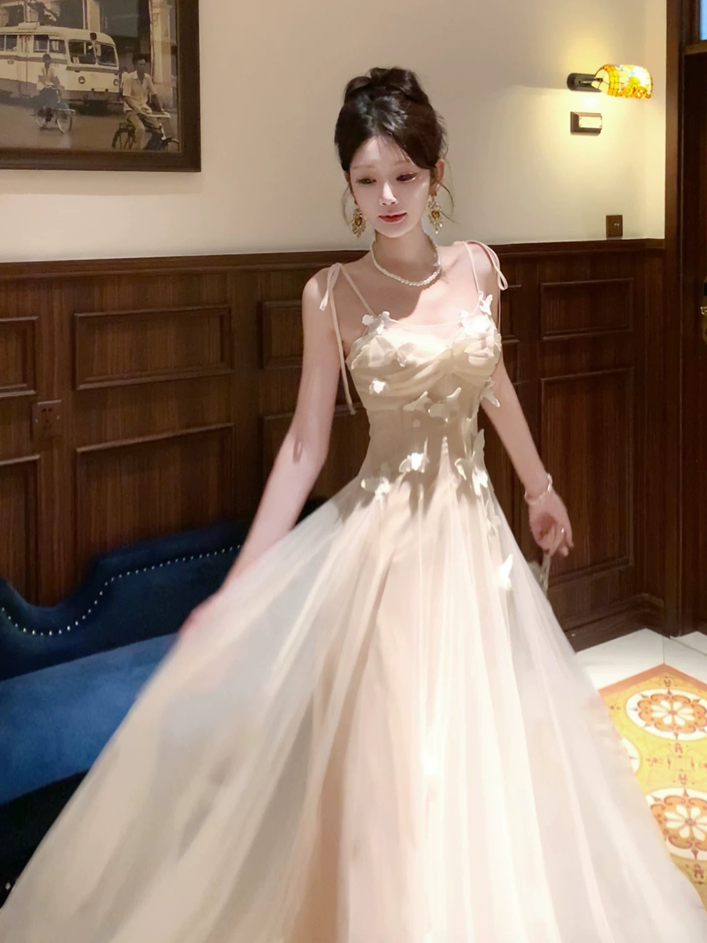 Élégante robe d'anniversaire pour femme 18 ans, en tulle ivoire, coupe trapèze et bretelles spaghetti, pour soirées et tenues de plage MP206