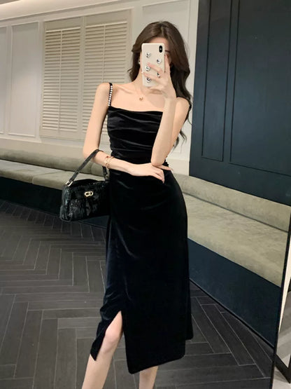 Sexy Sheath Spaghetti Strap Black Velvet Tea Length Birthday Gown For Women Party Dresses Holiday Beach Outfits MP184