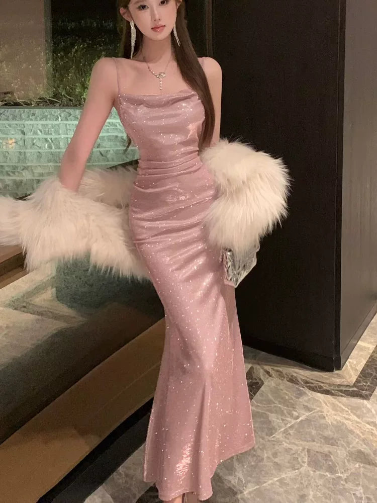 Robe de soirée sirène simple à fines bretelles rose poudré à sequins et longueur ras du sol pour femme – tenues de fête, de vacances, de plage MP188
