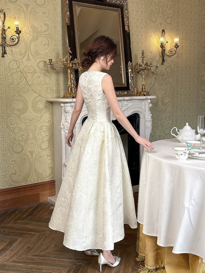 Charmante robe de soirée satinée ivoire, coupe trapèze, col en V, pour le 21e anniversaire d'une femme, tenue de soirée MP107