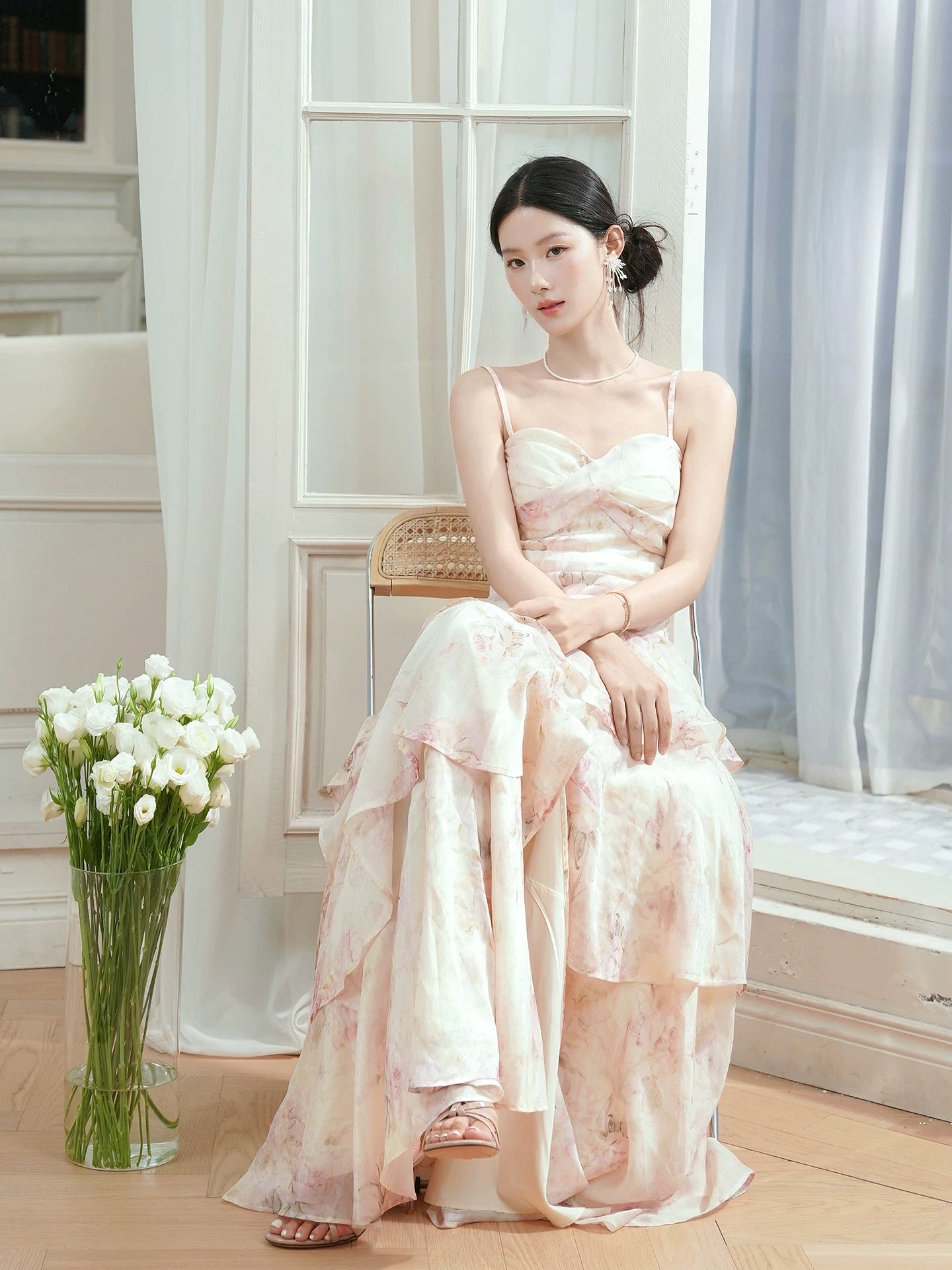 Idées de Robe de soirée queue de sirène simple en mousseline florale à bretelles spaghetti pour femme, tenue de soirée pour impressionner le 21e anniversaire MP112
