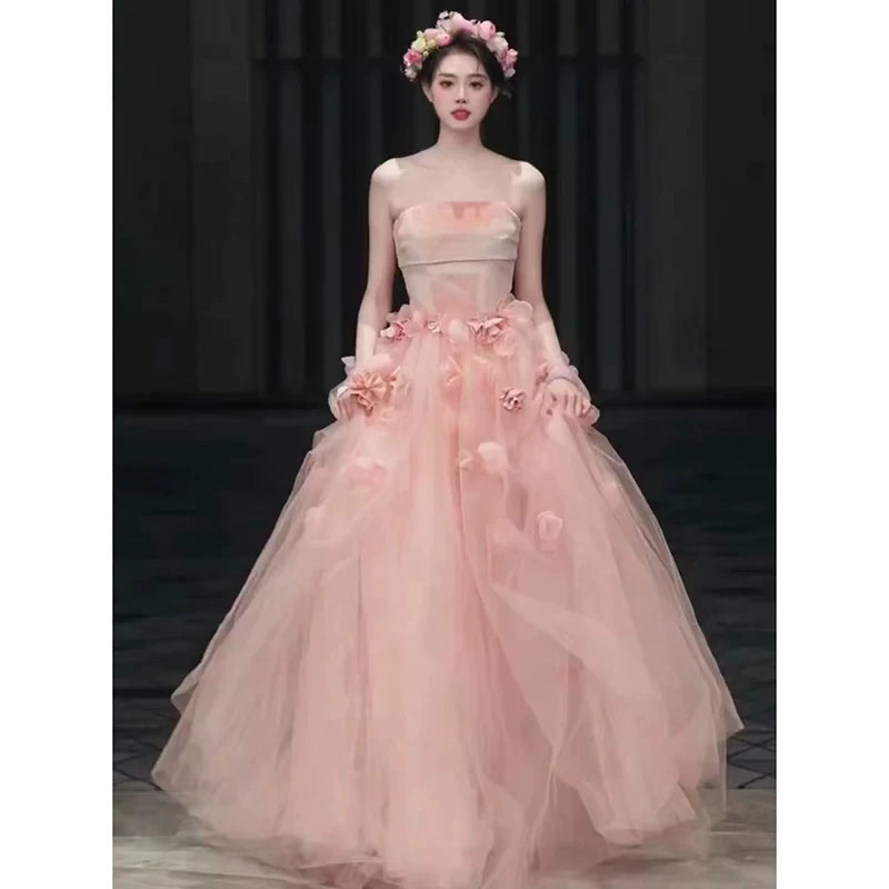 Süße, lange, gestufte Quinceañera-Kleider Ballkleid Trägerlos Rosa Mit gestuften Rüschen Quince Kleid MP161
