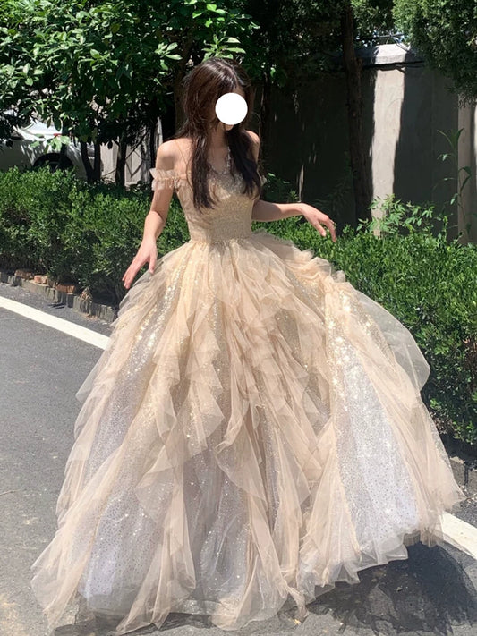 Elegantes Ballkleid Spaghettiträger Champagnerbodenlang Pailletten Langes Abendkleid Hochzeitsbankette Nachtkleider MP160