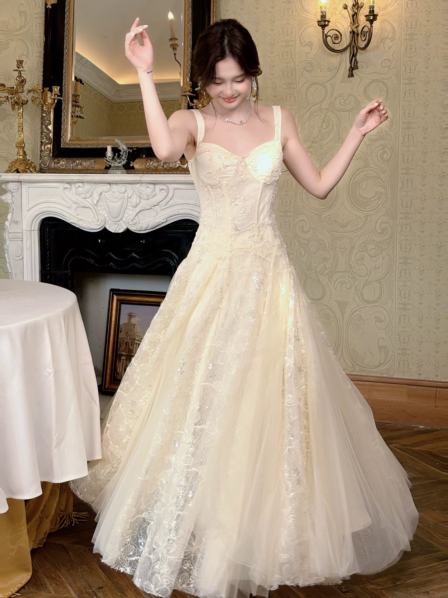 Sexy A-Linien-Sweetheart-Träger-Spitzen-Kleid in Elfenbein – Ideen für Damen zum 21. Geburtstag – Abendgarderobe MP103
