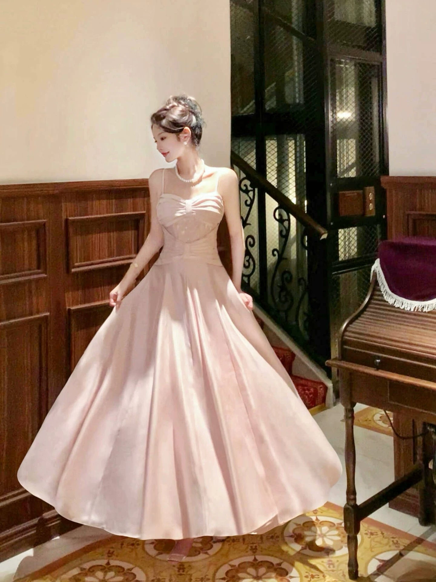 Elegant A Line Spaghetti Strap Pink Satin 18th Birthday Gown For Women Party Dresses Holiday Beach Outfits MP224