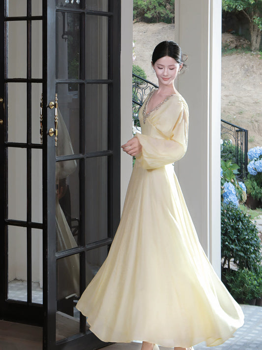 French Style A line V Neck Light Ivory With Long Sleeve Ideas For Women 21st Impress Birthday Dress Evening Night Outfit MP129