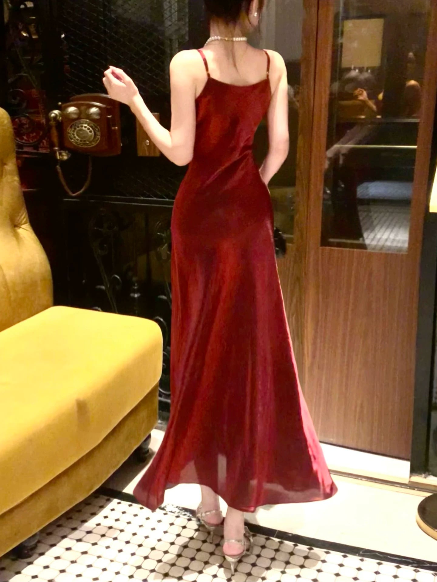 Chic Mermaid Spaghetti Strap Burgundy 18th Birthday Gown For Women Party Dresses Holiday Beach Outfits MP204