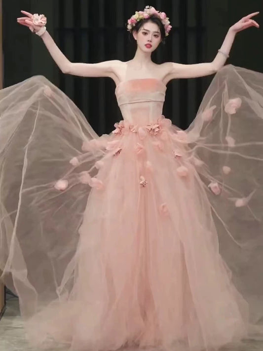 Süße, lange, gestufte Quinceañera-Kleider Ballkleid Trägerlos Rosa Mit gestuften Rüschen Quince Kleid MP161