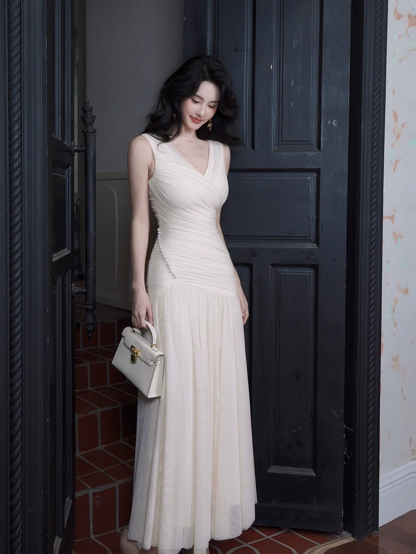 Simple Mermaid V Neck White Pleated Ideas For Women 18th Birthday Dress Evening Night Outfits MP105