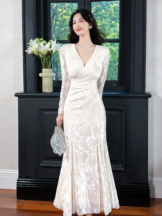 Simple Mermaid V Neckline Velvet Ivory Ideas For Women 21st Impress Birthday Dress Evening Night Outfit MP121