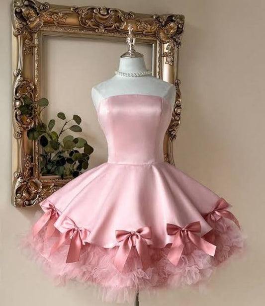 Schlichtes Ballkleid Trägerlos Rosa Satin Kurz Outfits zum 16. Geburtstag Homecoming Kleider MP868