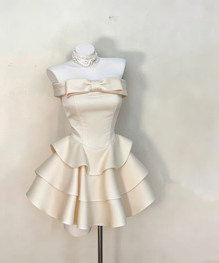 Princess A Line Strapless Ivory Satin Graduation Short Homecoming Dress 15th Birthday Outfits MP882
