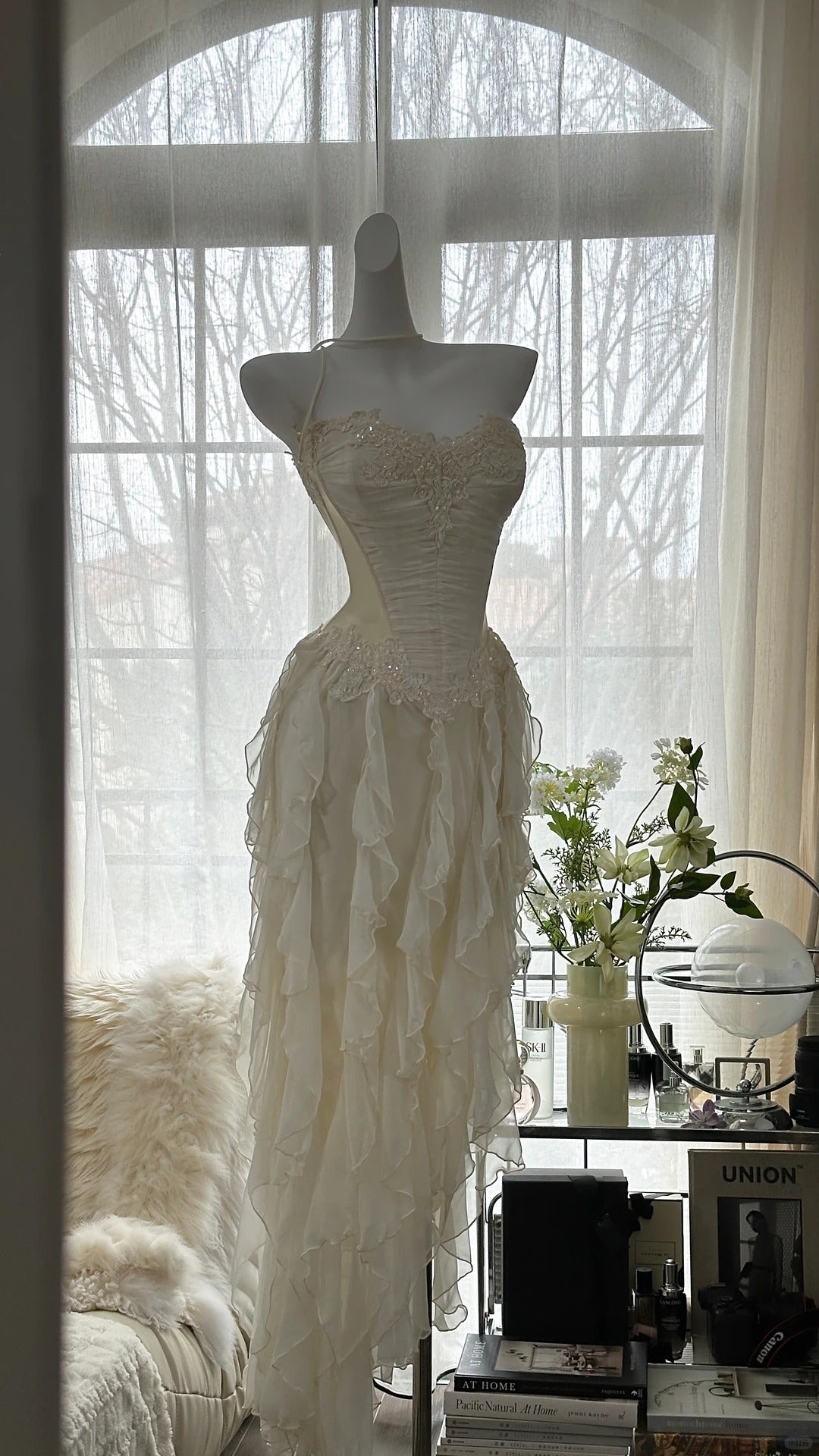 Classy A line Sweetheart Chiffon Layers Irregular White Evening Night Gown Sleeveless Prom Dresses MP982
