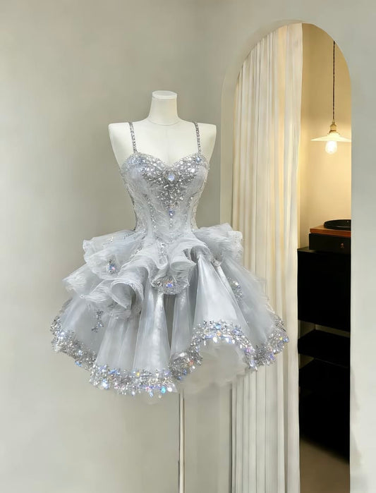 Süßes Ballkleid Spaghettiträger Silbergrau Tüll Kurze Outfits zum 16. Geburtstag Homecoming Kleider MP900