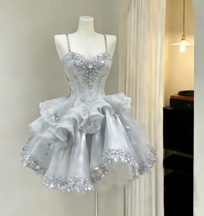 Prinzessin Ballkleid Spaghettiträger Silbergrau Abschluss Kurz Heimkehrkleid 15. Geburtstag Outfits MP815