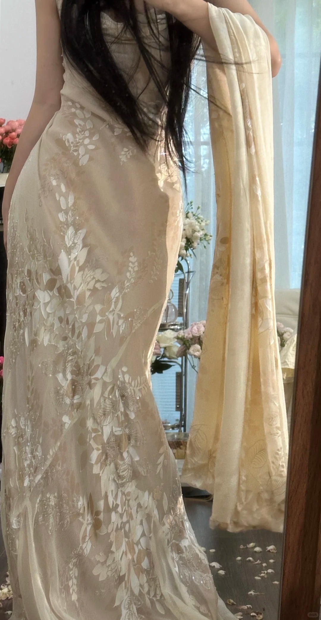 Bescheidenes Meerjungfrauen-Spaghettiträger-Champagner-Spitzen-ärmelloses Chiffon-langes formelles Abendballkleid MP1060