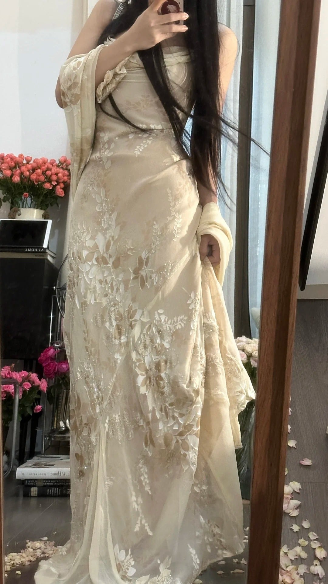 Bescheidenes Meerjungfrauen-Spaghettiträger-Champagner-Spitzen-ärmelloses Chiffon-langes formelles Abendballkleid MP1060