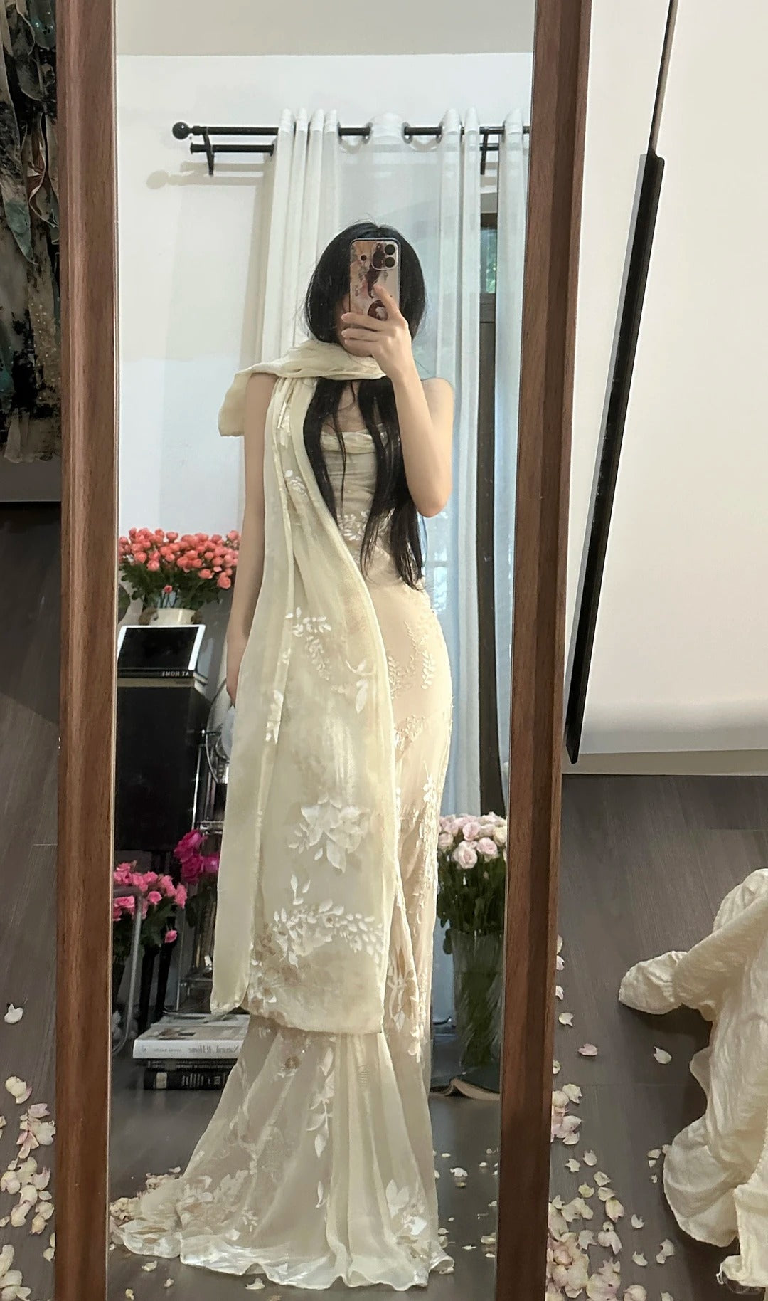 Bescheidenes Meerjungfrauen-Spaghettiträger-Champagner-Spitzen-ärmelloses Chiffon-langes formelles Abendballkleid MP1060