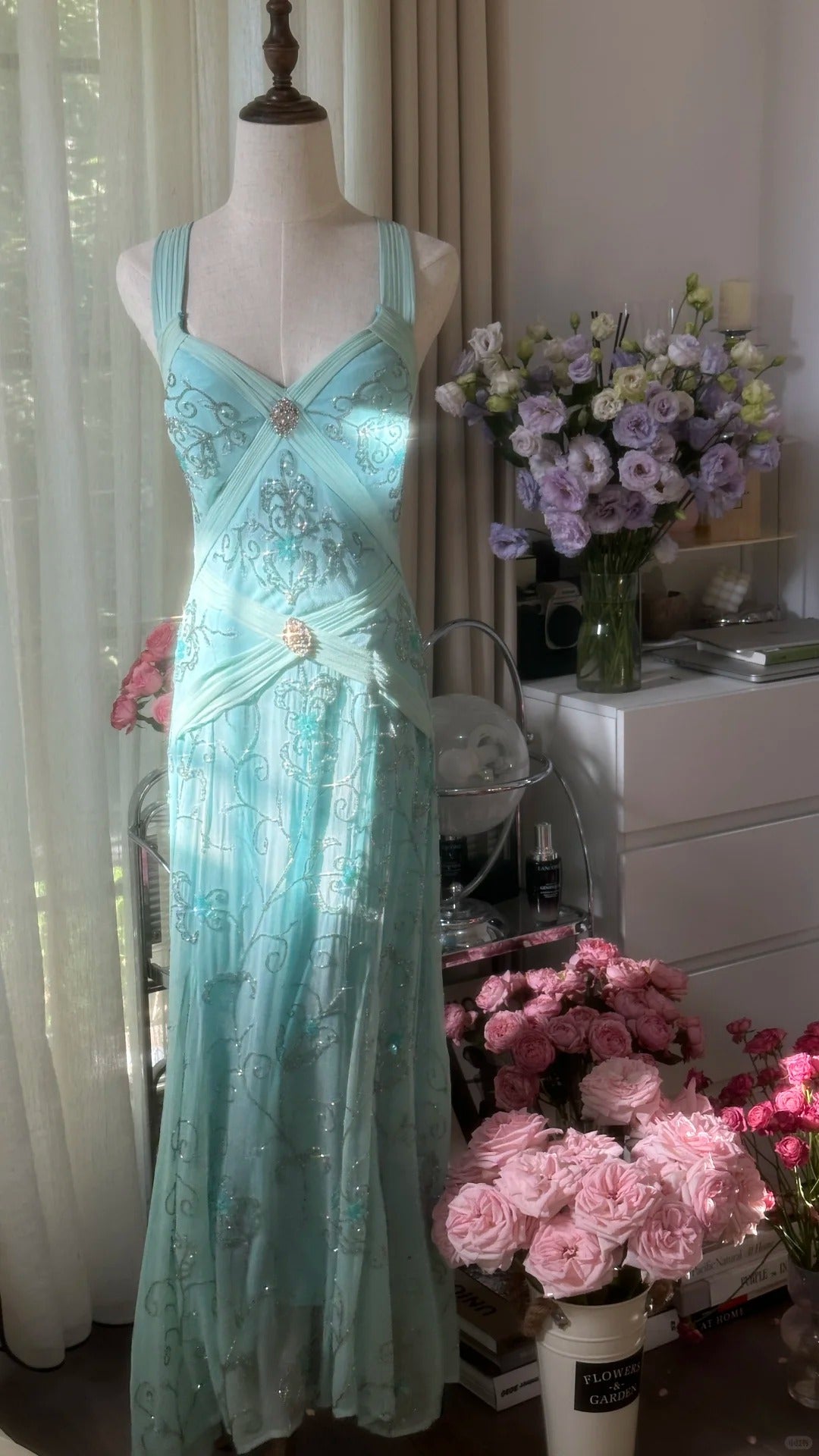 Bescheidene Meerjungfrau-Herz-Ausschnitt-blaues rückenfreies Chiffon-bodenlanges ärmelloses Abendkleid Ballkleider MP1065