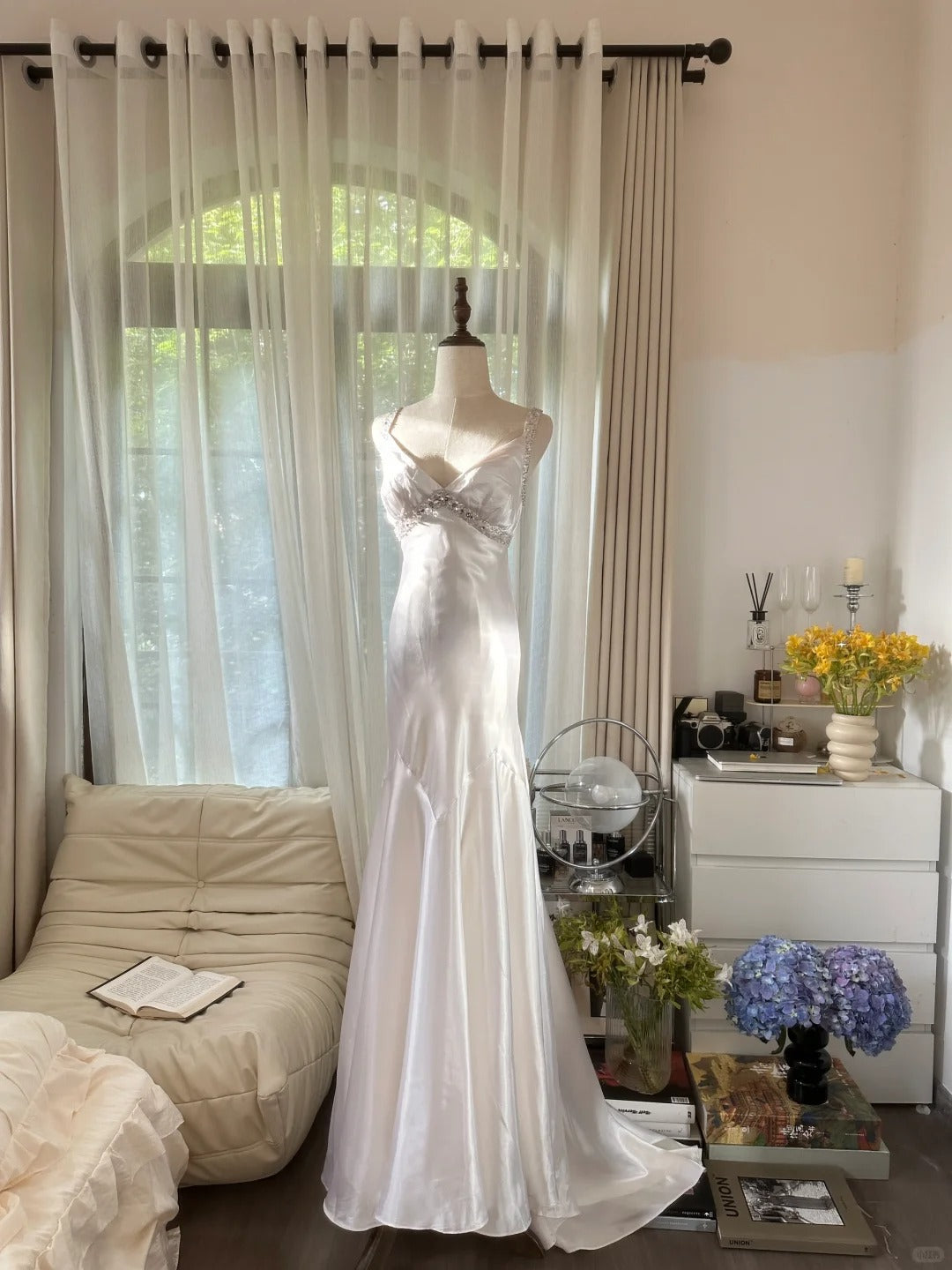 Robe de soirée longue Modest Mermaid, dos nu, en satin blanc, bretelles spaghetti, sans manches, MP1076
