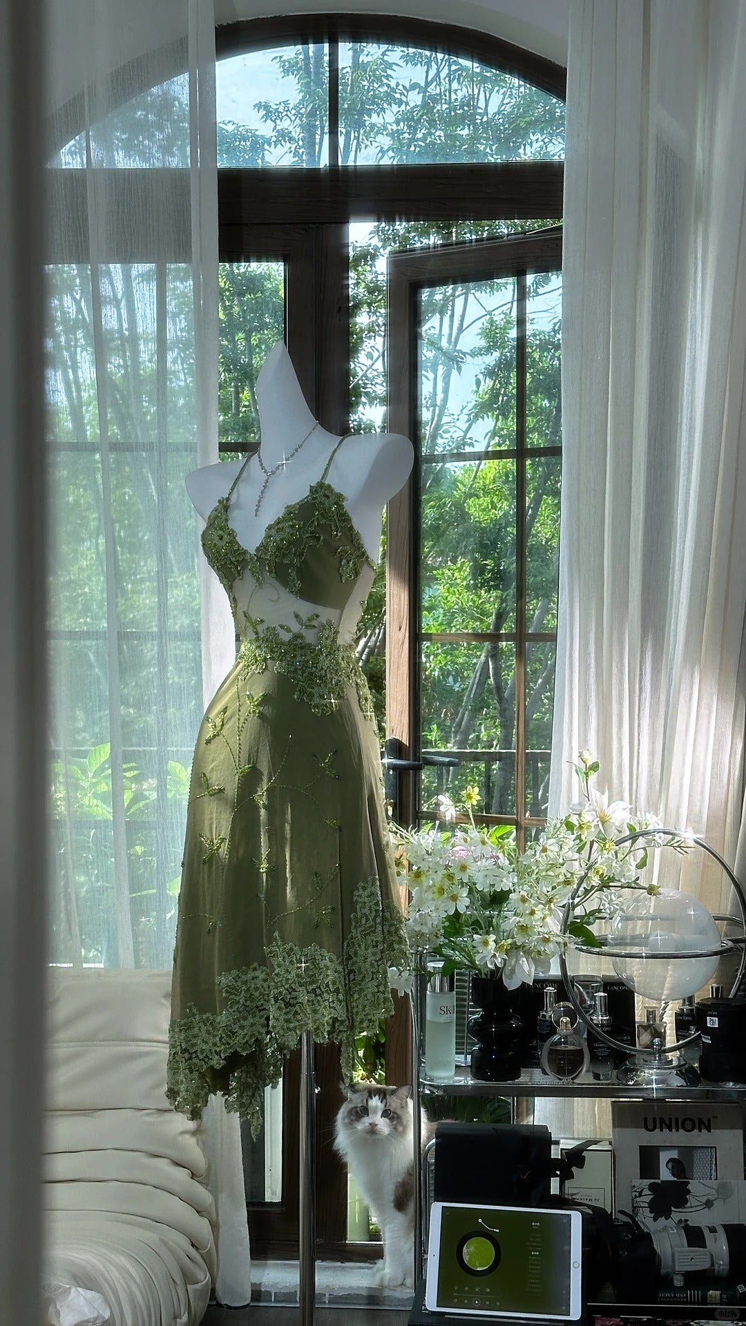 Elegantes Meerjungfrau Spaghettiträger Grünes Chiffon mit Perlen Ärmelloses Midilanges Ballkleid MP955