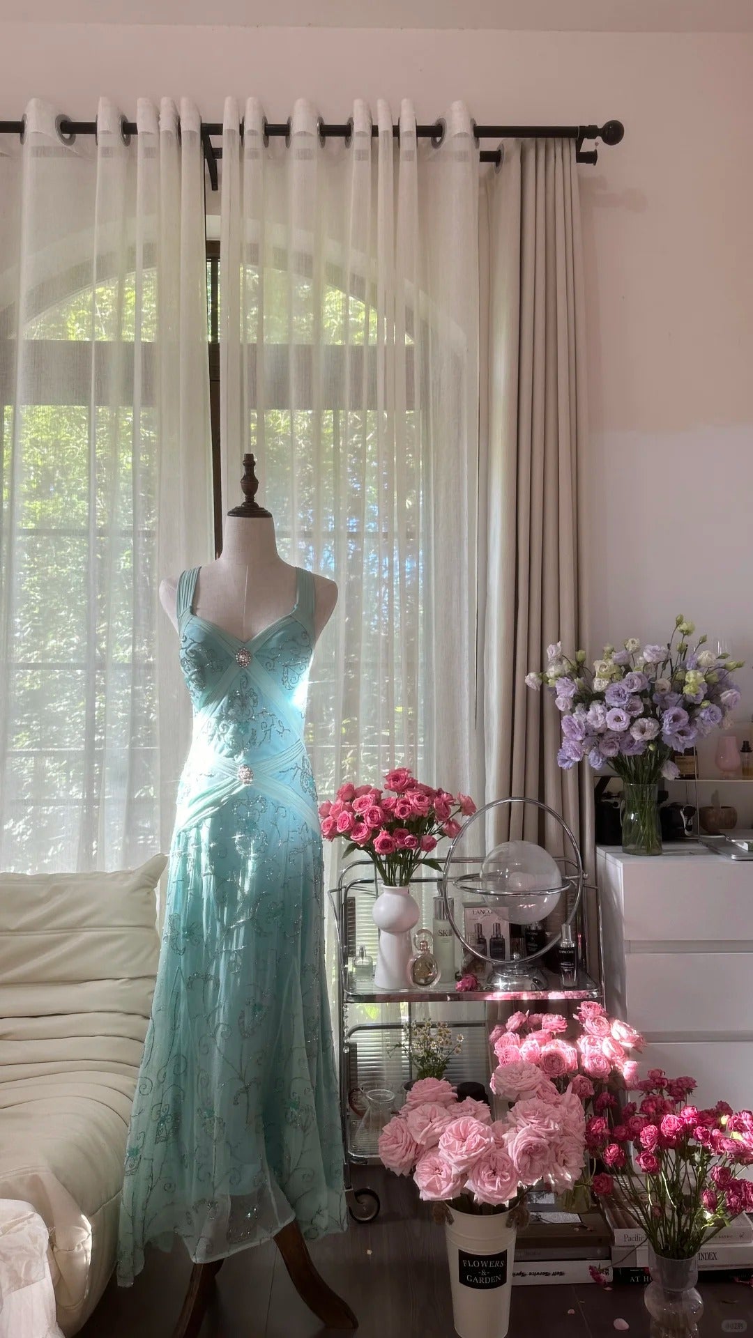 Bescheidene Meerjungfrau-Herz-Ausschnitt-blaues rückenfreies Chiffon-bodenlanges ärmelloses Abendkleid Ballkleider MP1065
