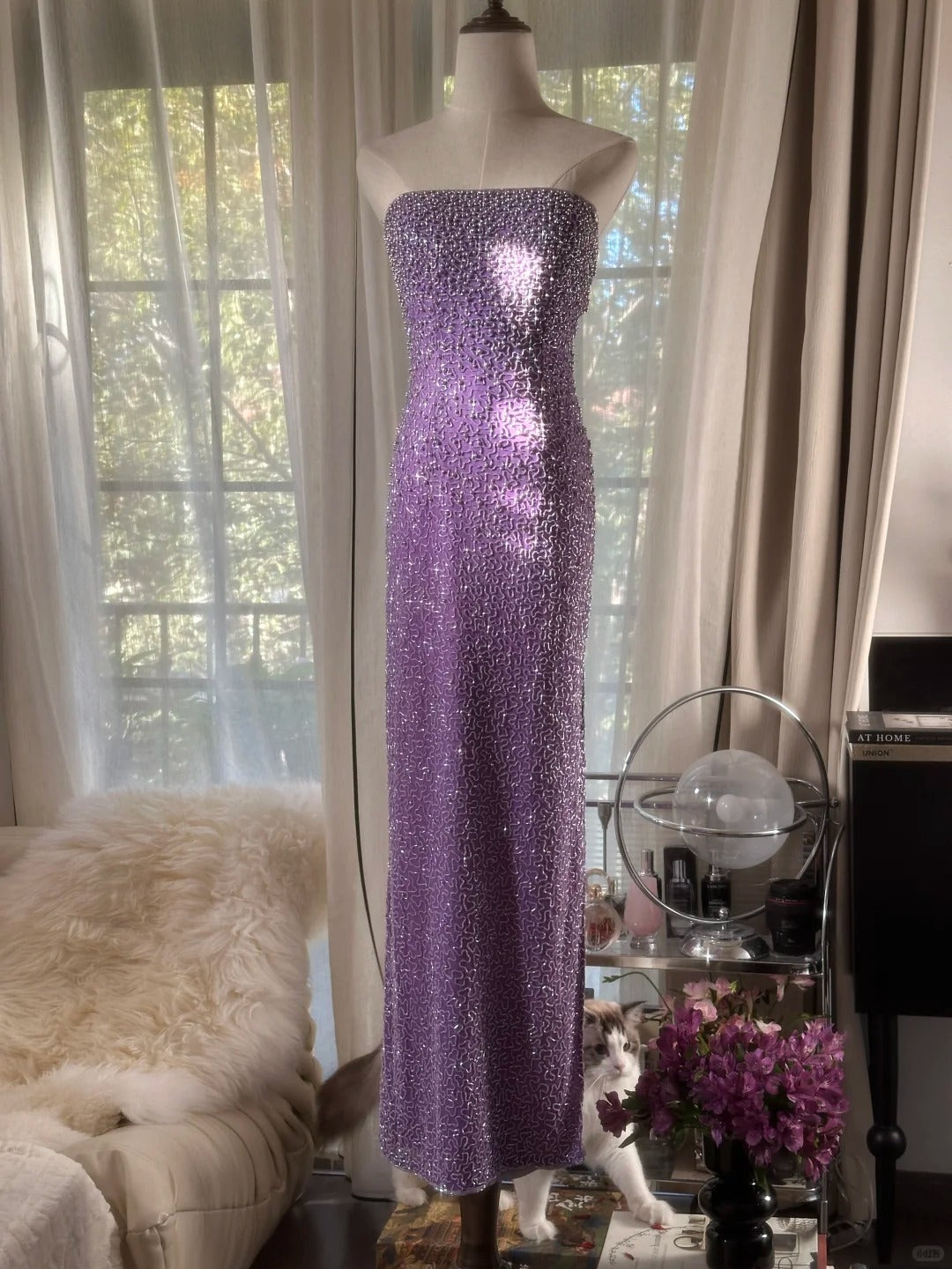 Schlichtes Etui-Abendkleid, schulterfrei, fliederfarben, mit Pailletten, bodenlang, ärmellos, für Abschlussball und festliche Anlässe MP1079